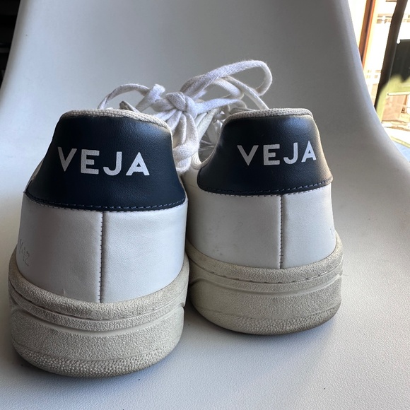 Veja V-12 Leather Low Sneakers in Extra White, Marsala, and Nautico - Picture 2 of 6